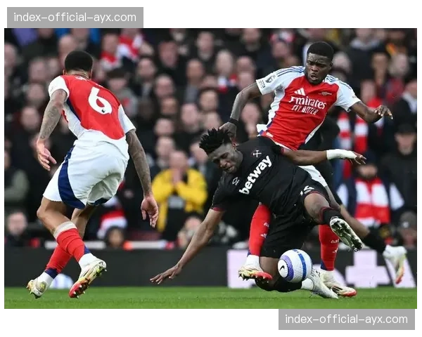 结果速递：阿森纳客场3-1西汉姆联，枪手本场运动战进球全部源于右路发起。