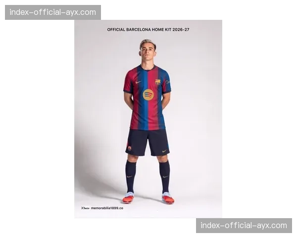 耐克发布2026-27赛季巴塞罗那俱乐部主场球衣,设计引发球迷两极评价 耐克发布2026-27赛季巴塞罗那俱乐部主场球衣,设计引发球迷两极评价